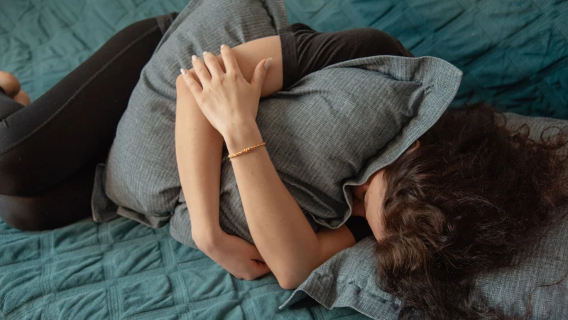 Темнота, тишина и прохлада: лайфхаки для крепкого сна - tvspb.ru