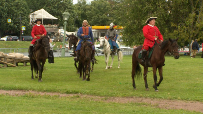 В Петербурге прошел исторический фестиваль «Александрова дорога»
