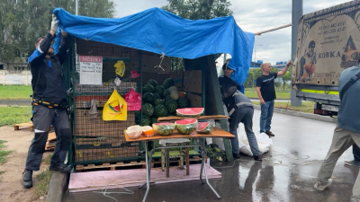 В Петербурге инспекторы ежедневно проводят рейды по выявлению точек незаконной торговли
