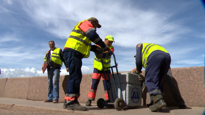 В Петербурге в этом году установят 730 новых урн для мусора