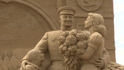 На пляже парка 300-летия Петербурга стартовал фестиваль «Город песчаных скульптур»