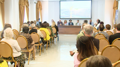 В Петропавловской крепости обсудили место скульптуры в архитектурном пространстве