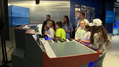 Петербург – детям: 50 ребят из социальных центров города посетили Кронштадт в рамках благотворительной экскурсии