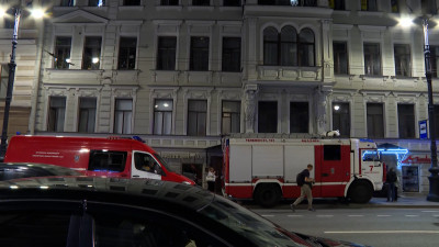 После обрушения в доме на Невском возбудили уголовное дело