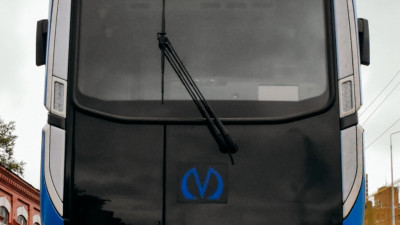 Первый состав модели «Балтиец-2» в новой цветовой гамме прибыл на Октябрьский электровагоноремонтный завод