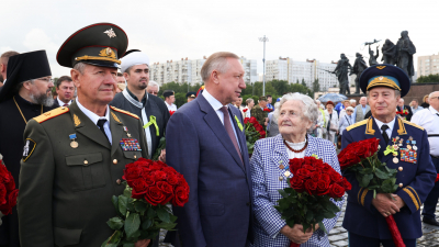 Александр Беглов: Петербург впервые отмечает День окончания Ленинградской битвы как официальный День воинской славы России