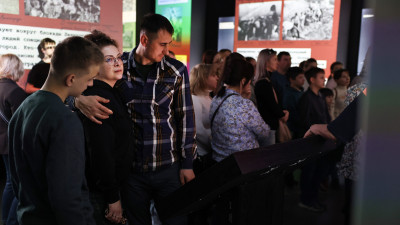 В мультимедийных исторических парках откроется выставка «Без права на забвение. К 80-летию Великой Победы»