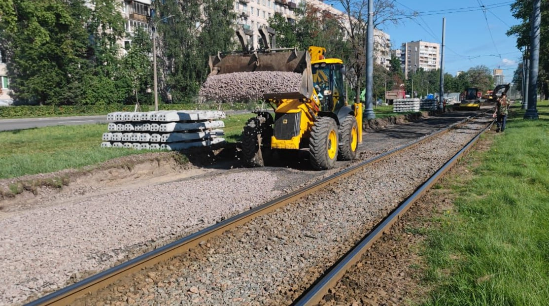 В Калининском районе начали ремонт трамвайных путей на улице Руставели - tvspb.ru