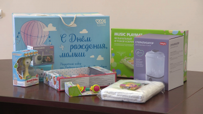 Александр Беглов: Петербург вручил более 35 тысяч подарочных наборов для новорожденных