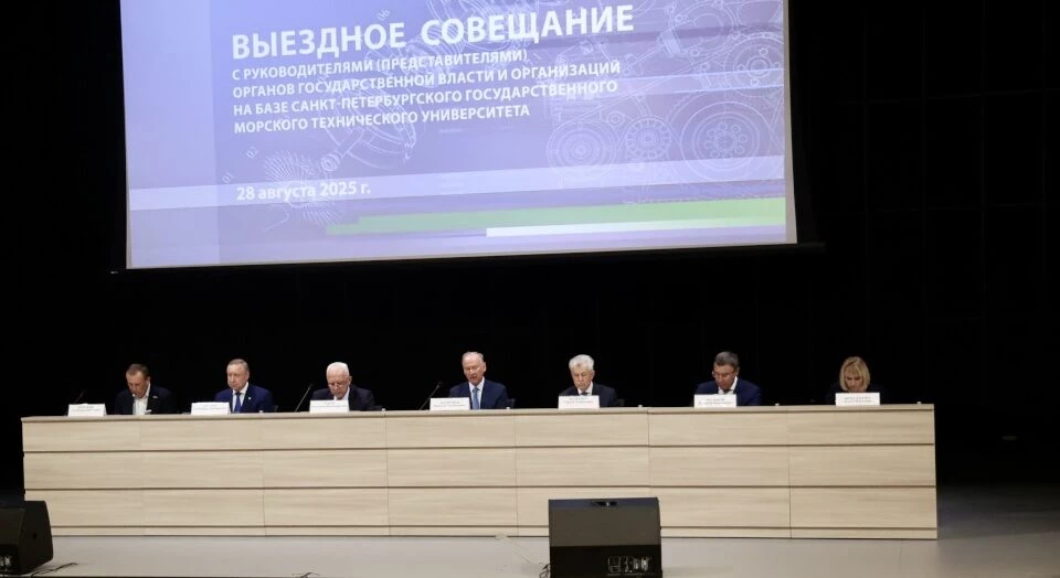 Александр Беглов: Город со школьной скамьи ориентирует молодежь на получение инженерно-технических специальностей - tvspb.ru