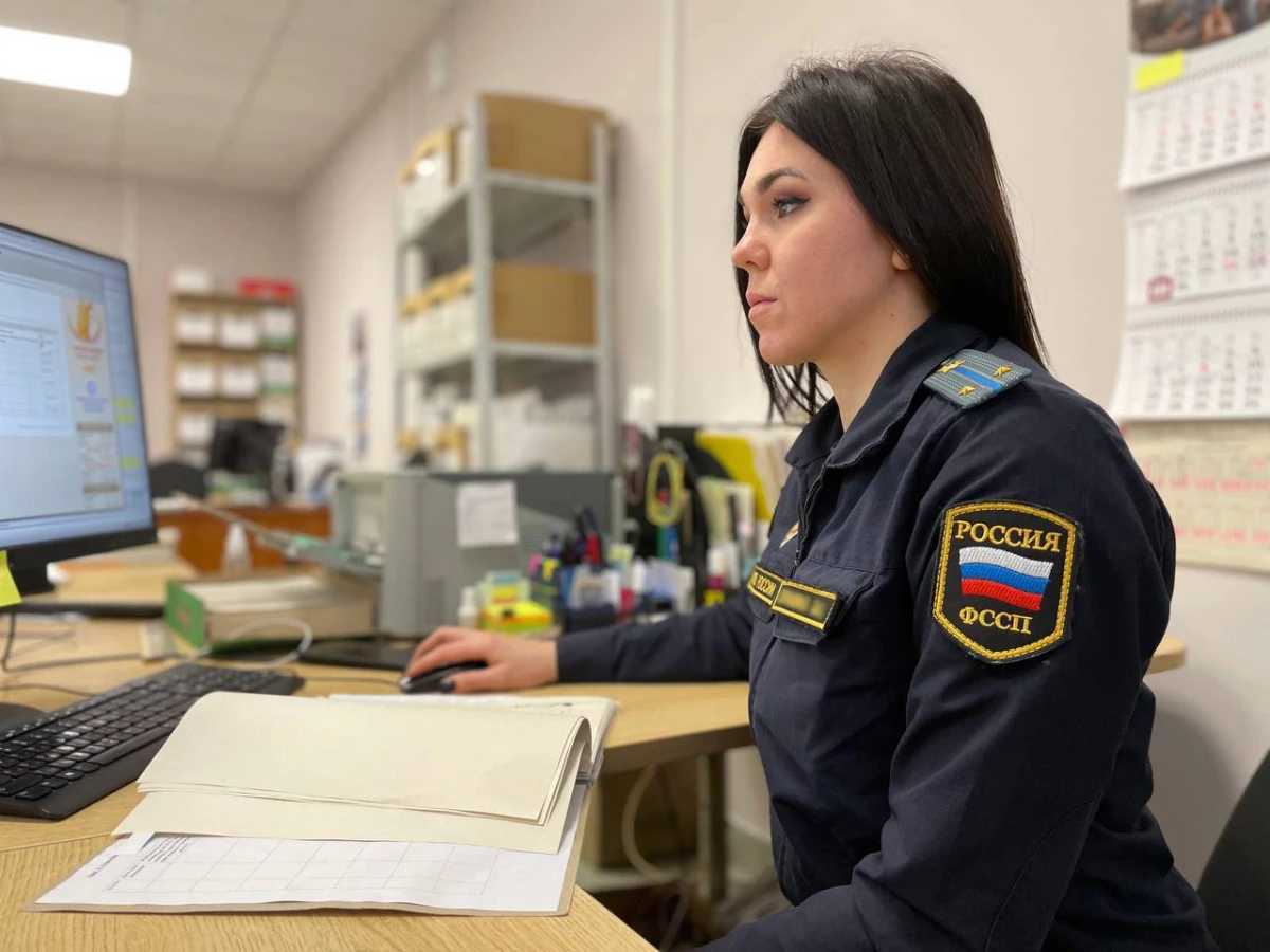 Петербуржец заплатил 200 тысяч рублей за драку с девушкой-барменом после конфликта по счету - tvspb.ru