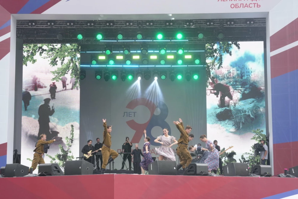 Александр Беглов: Петербург подарил Ленобласти на день рождения  машину скорой помощи - tvspb.ru