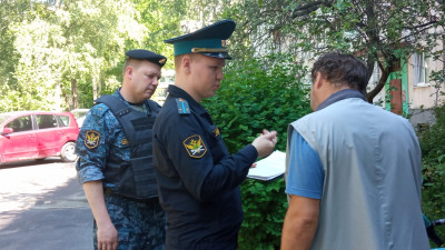 В Петербурге должники отрабатывают неуплату алиментов на обязательных работах