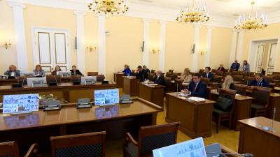 Какие вопросы обсуждались на рабочем совещании губернатора Александра Беглова с членами городского правительства