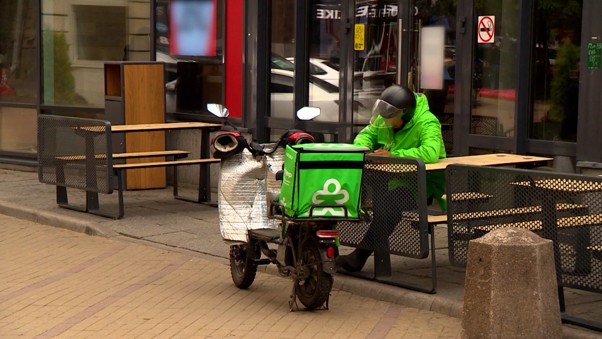 Россиянам с судимостью за определенные преступления могут запретить работать курьерами - tvspb.ru