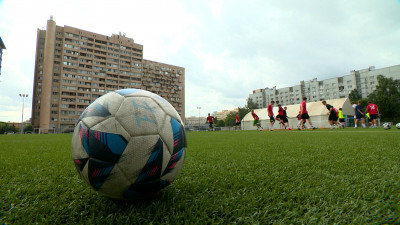 Для будущих чемпионов: как на Васильевском острове обновляют спортплощадки