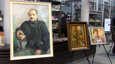 В Музее политической истории России открылась выставка «Портрет героя»