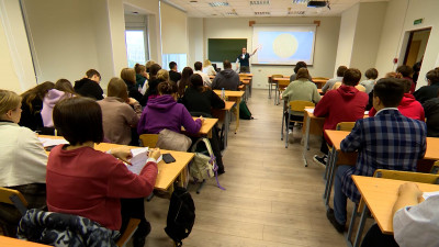 Среди студентов объявили конкурс на лучший вопрос для Всероссийского экономического диктанта