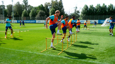 ФК «Зенит» сыграет со швейцарским «Сьоном»