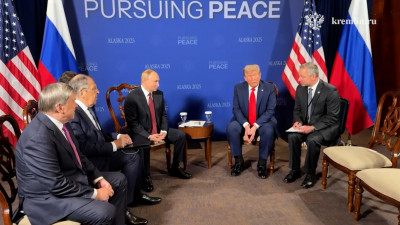 Переговоры Трампа и Путина стартовали на Аляске