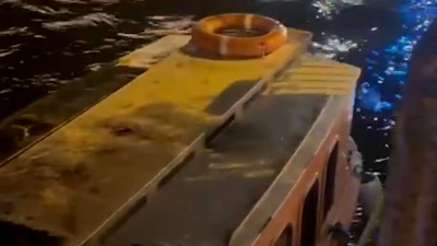 Транспортная прокуратура показала катер «Эдвард» после пожара