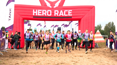 Под Петербургом прошел экстремальный забег «Гонка героев»