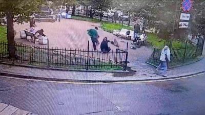 Парня, который устроил поножовщину в центре Петербурга, задержали по горячим следам