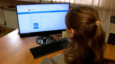 Программный робот ускорил назначение мер социальной поддержки в Петербурге