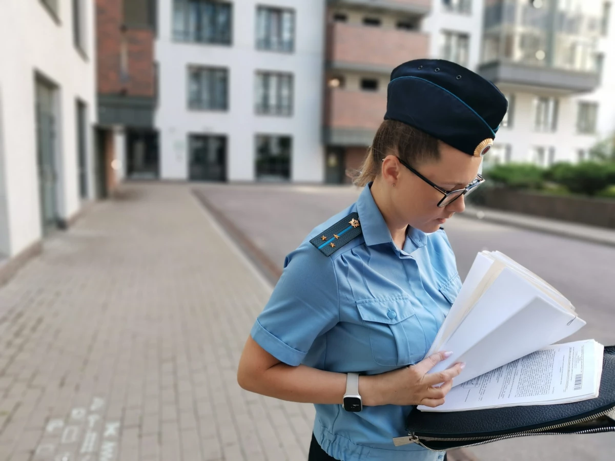 Петербурженки взыскали 300 тысяч рублей за залив квартиры - tvspb.ru