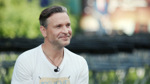 Интервью. Заслуженный артист России Виктор Добронравов