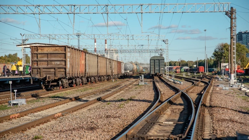 Объем перевезенных грузов с начала 2025 года в Петербурге составил почти 4 млн тонн - tvspb.ru