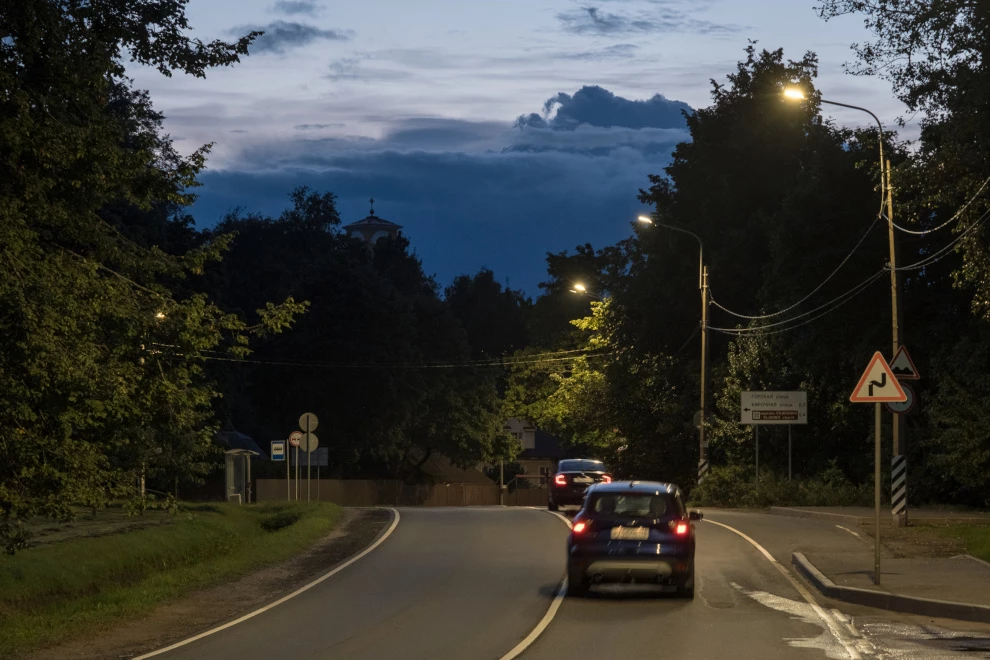 Александр Беглов: Морскую улицу в Ломоносове осветили 90 светодиодных фонарей - tvspb.ru