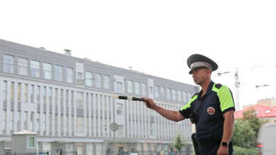 В Кировском районе Петербурга прошел рейд по поиску мигрантов: 300 человек проверили, семь — задержаны