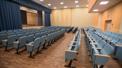 Подготовка ко Дню знаний: Александр Беглов осмотрел новый корпус школы №635 Приморского района