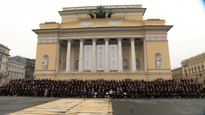 С уважением к традициям и памяти: как артисты и режиссеры Александринского театра готовятся к открытию нового сезона