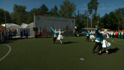 Александр Беглов открыл пятую летнюю смену для мариупольских школьников в лагере «Дружных»