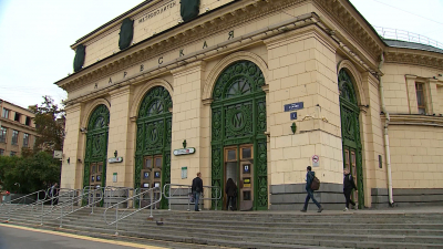 Капитальный ремонт эскалаторов стартовал 25 августа на станции метро «Нарвская»