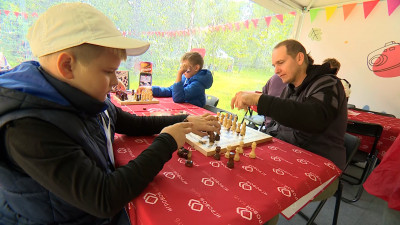 Как проходит Большой семейный фестиваль в Приморском парке Победы