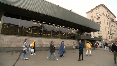 На станции метро «Лесная» изменили режим работы вестибюля