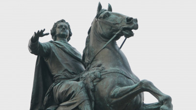 Александр Беглов: сегодня – 243-я годовщина открытия памятника Петру I «Медный всадник»
