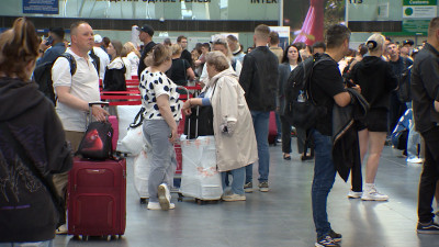 В Пулково временно ограничили прием и отправку рейсов