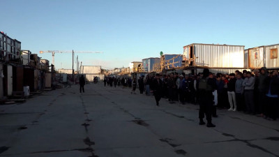 Петербургские полицейские проверили 500 мигрантов на Пулковском шоссе