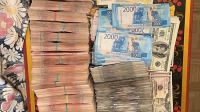 Бывшего таможенного инспектора задержали за крупную взятку в Петербурге