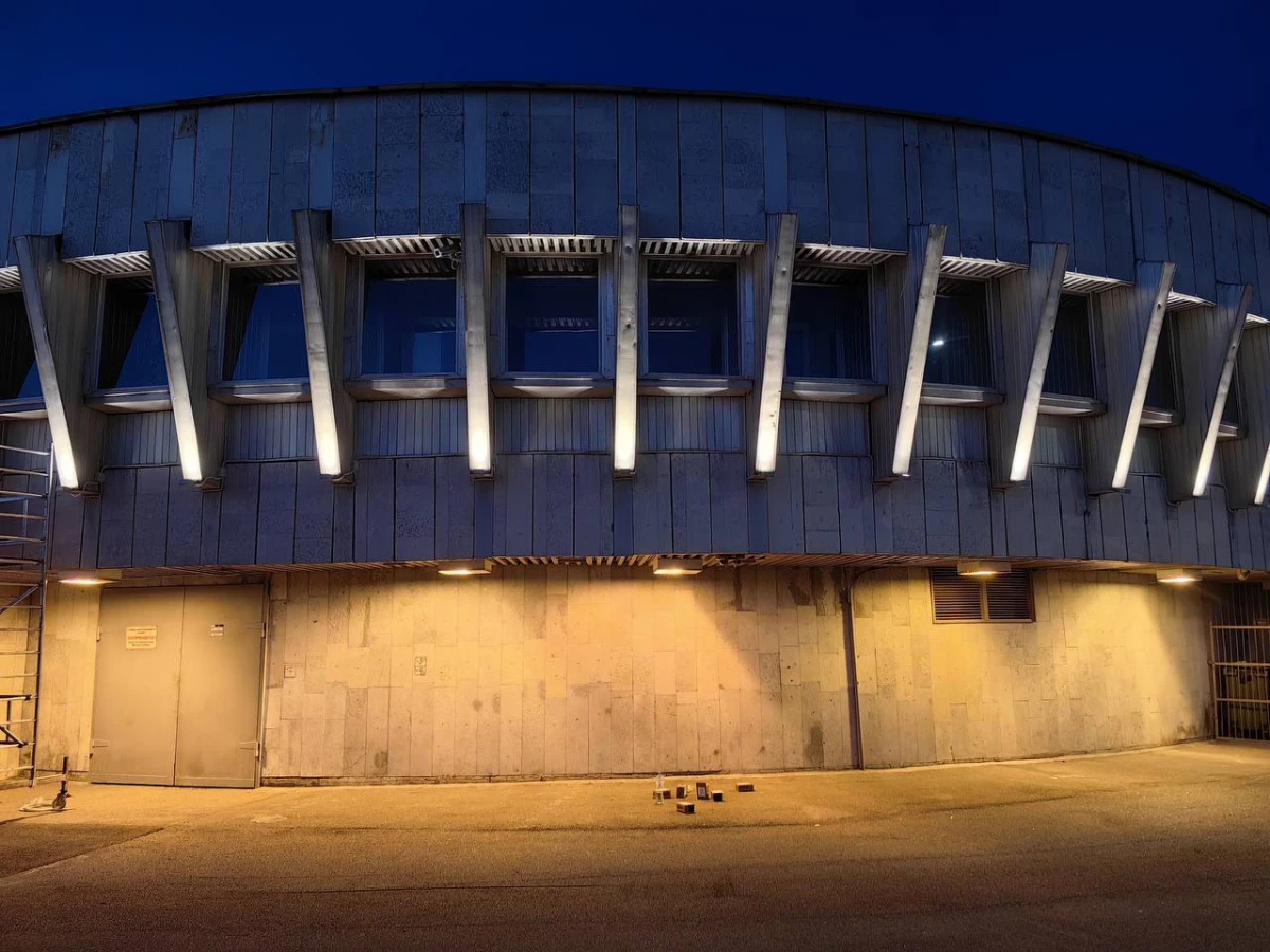 «Проспект Большевиков» засияет новой яркой подсветкой - tvspb.ru