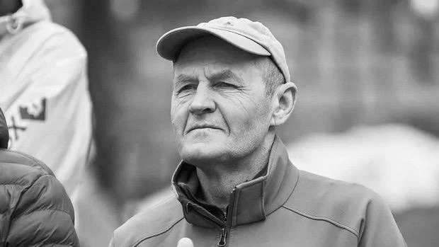 Петербургский альпинист Николай Тотмянин скончался после покорения пика Победы - tvspb.ru