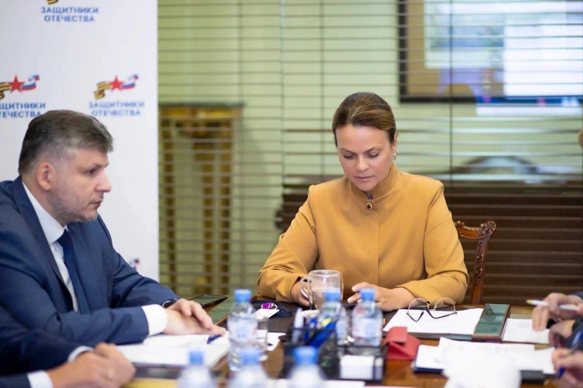 Одно из новых направлений работы фонда «Защитники Отечества» – обеспечение наших героев с инвалидностью адаптивной одеждой - tvspb.ru