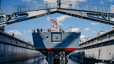 Александр Беглов принял участие в церемонии спуска на воду фрегата «Адмирал Амелько»