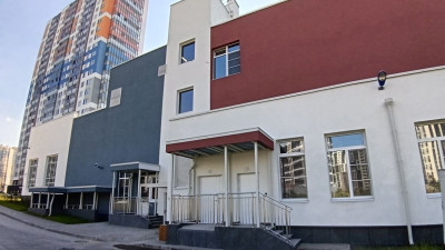 Александр Беглов: Новая школа на Плесецкой улице, построенная по петербургскому стандарту, 1 сентября примет первых учеников