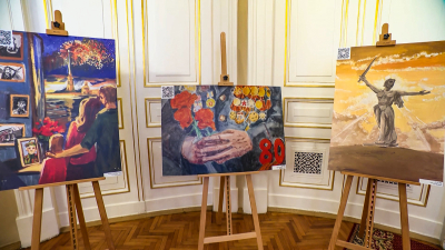 В Мариинском дворце открыли выставку детского рисунка «Жизнь, делённая на граммы» к 80-летию Победы
