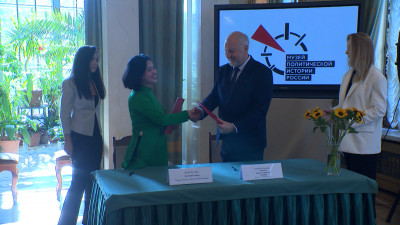 Государственный музей политической истории России в Петербурге и ханойский музей Хо Ши Мина подписали соглашение о сотрудничестве